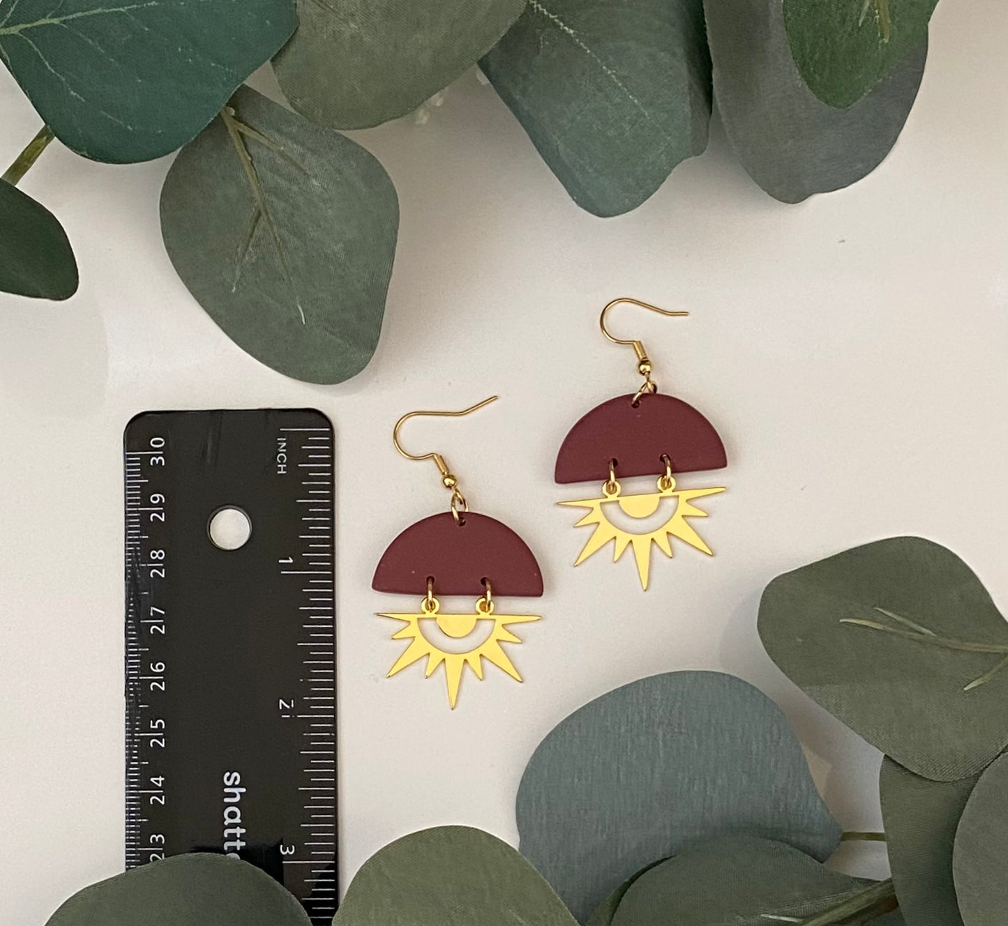 Maroon sun earrings